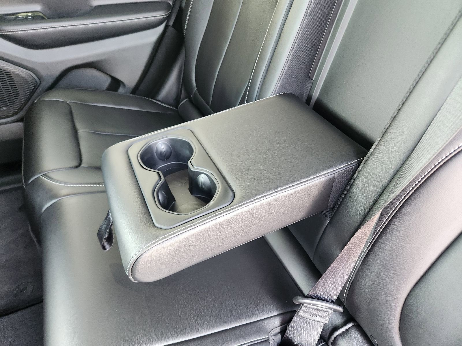 2025 Jeep Grand Cherokee Limited 4x2