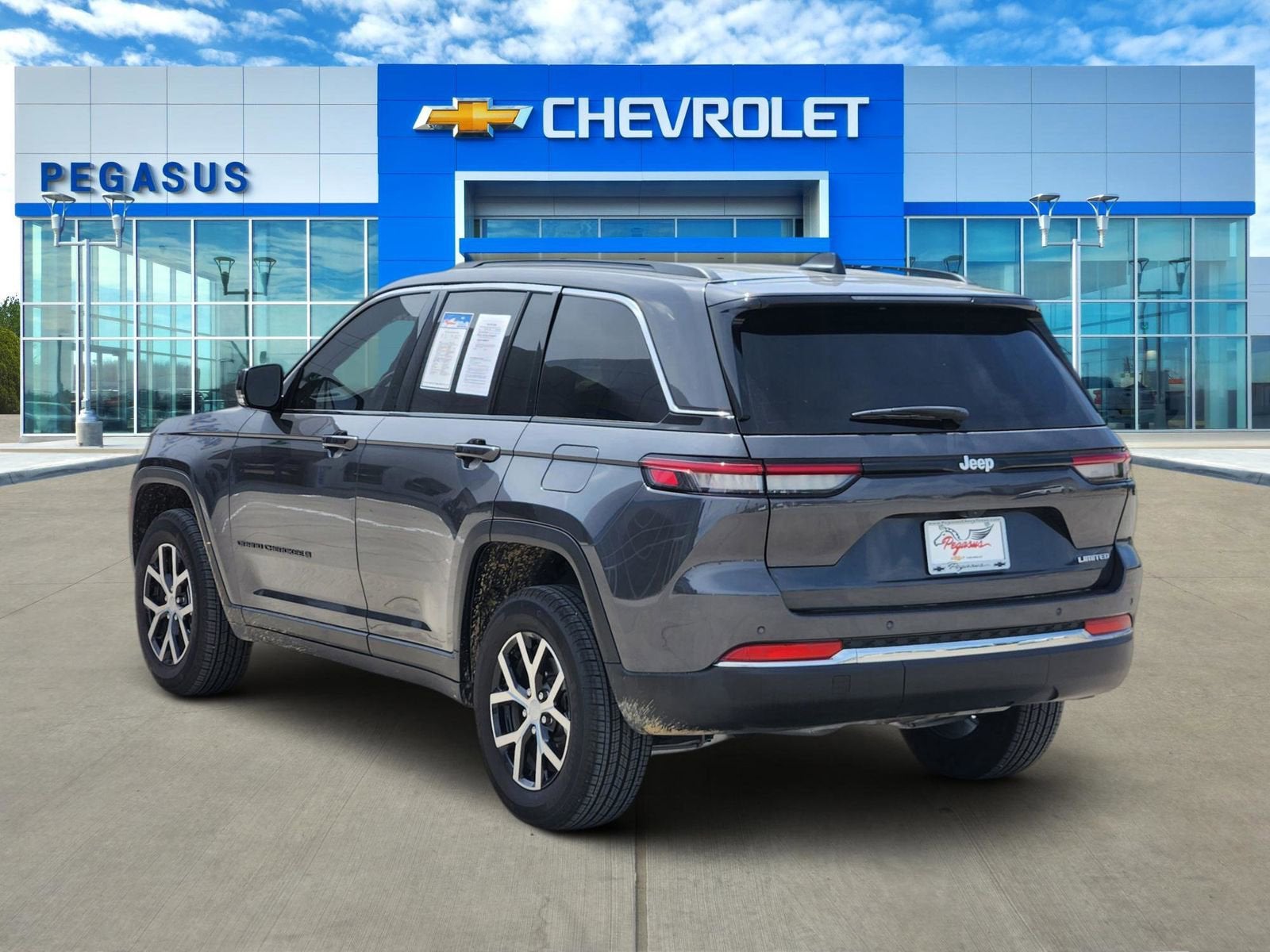 2025 Jeep Grand Cherokee Limited 4x2