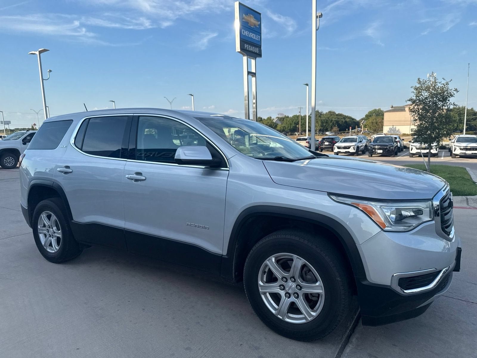 2019 GMC Acadia SLE