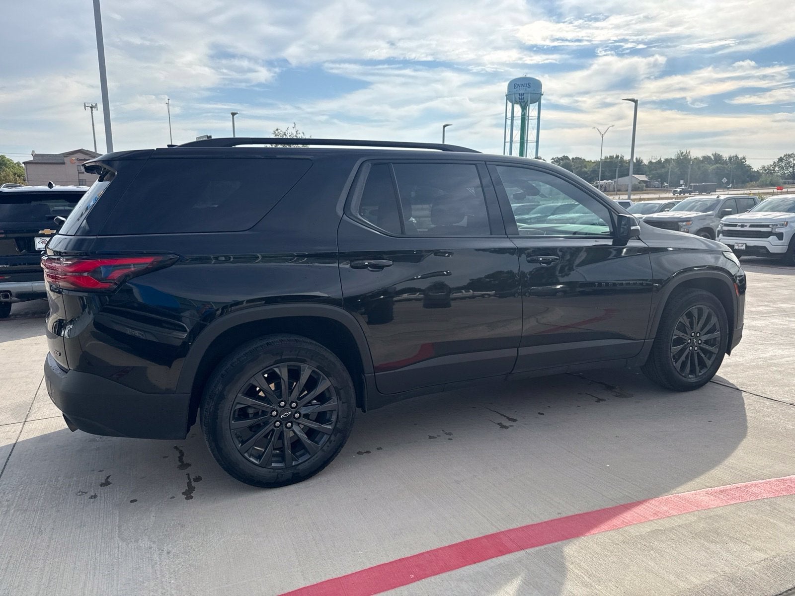 2023 Chevrolet Traverse RS