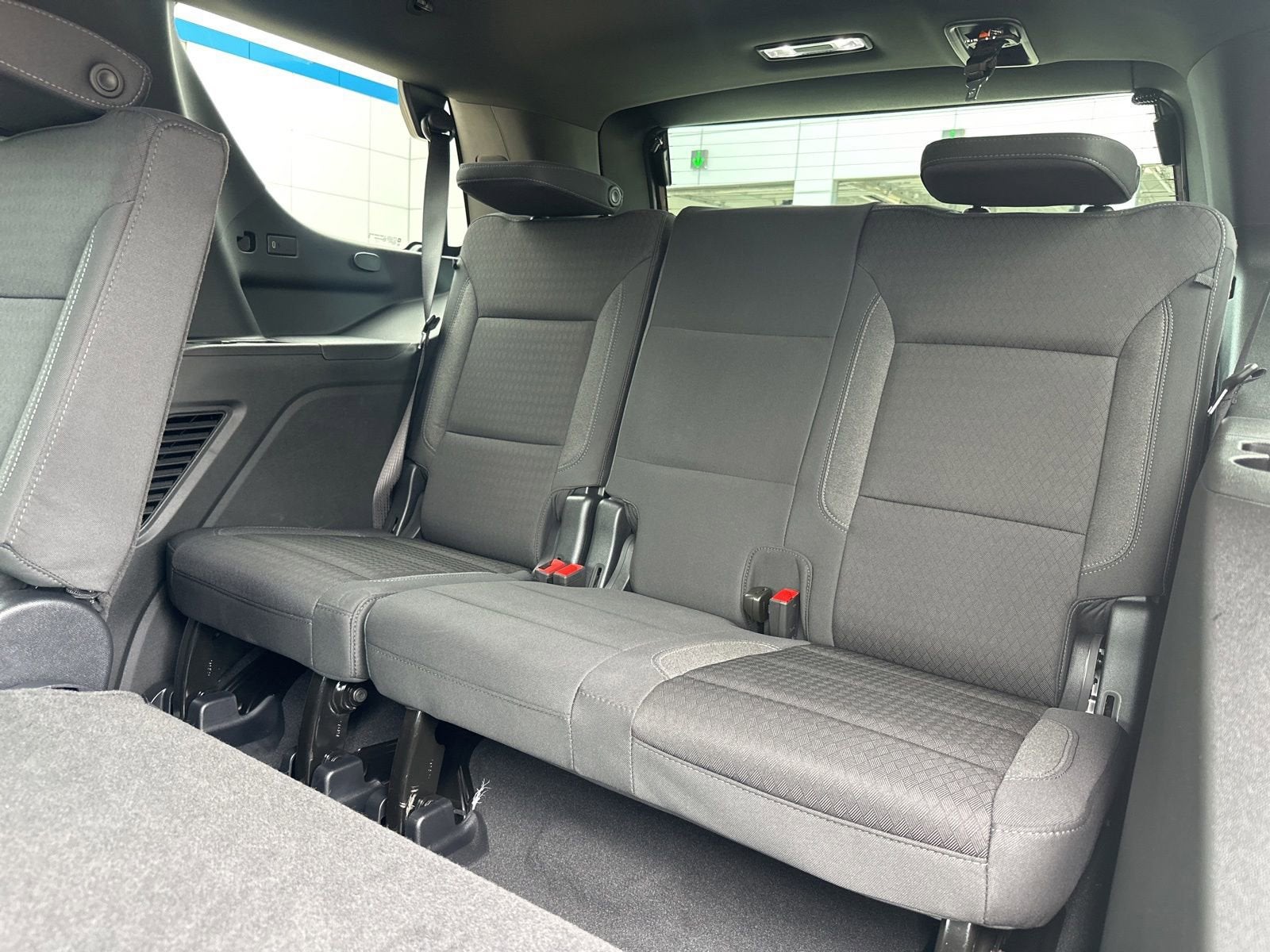 2025 Chevrolet Tahoe LS