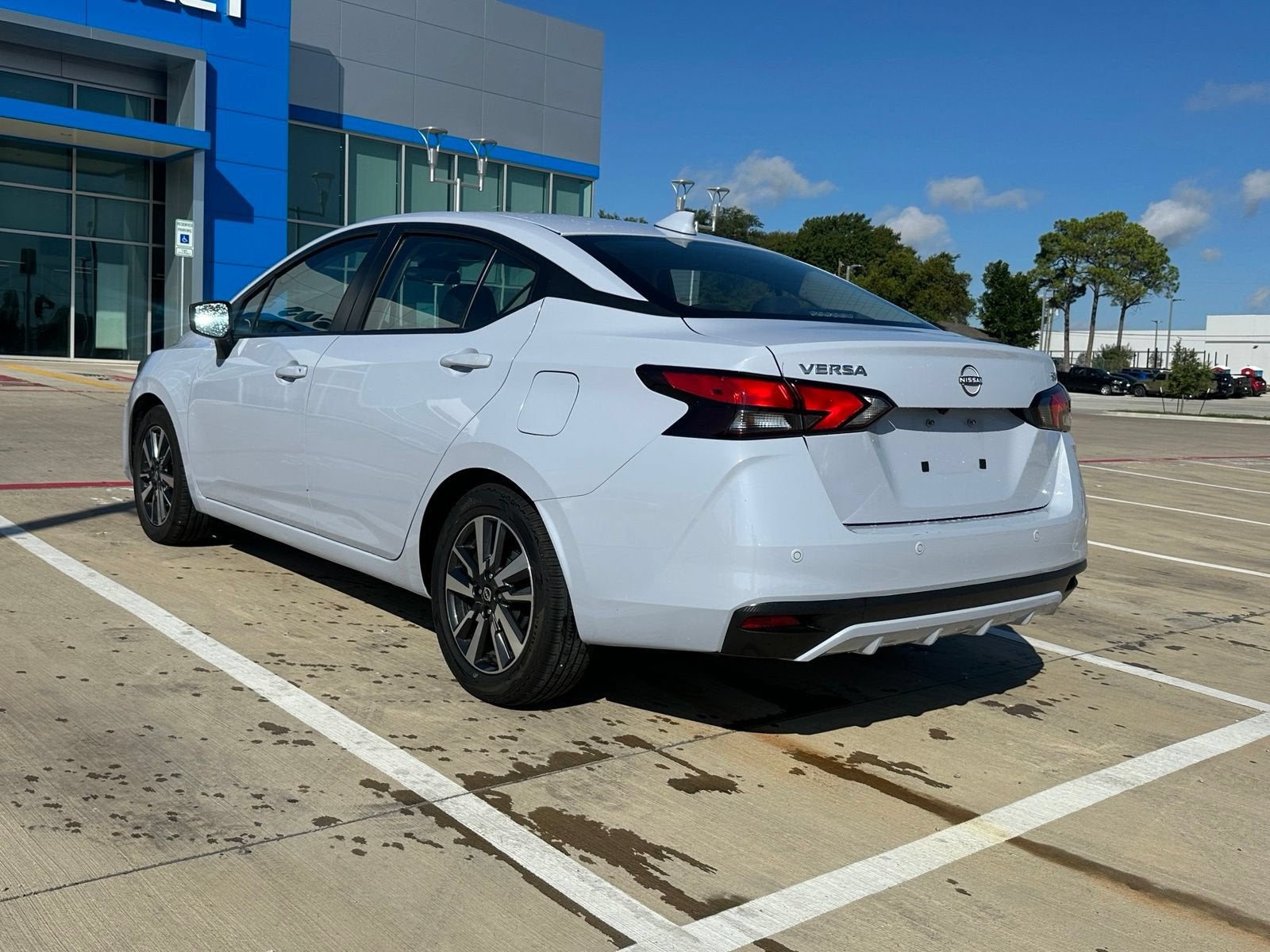 2024 Nissan Versa SV