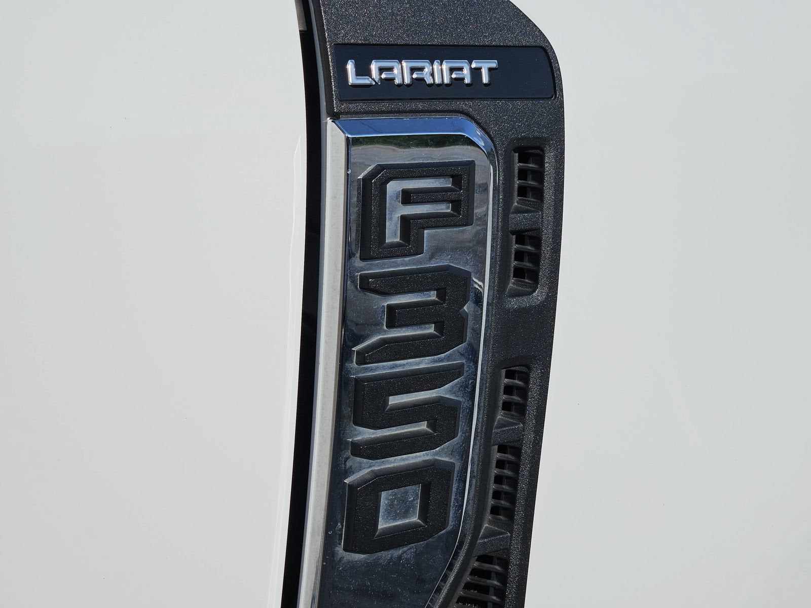 2023 Ford F-350 LARIAT