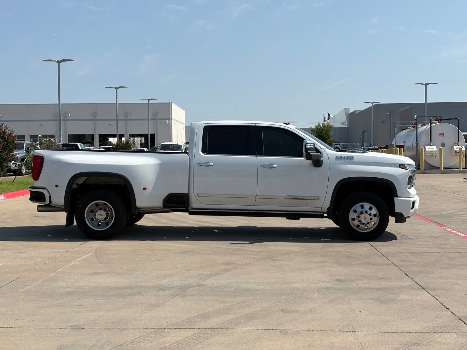 2026 Chevrolet Silverado 3500 HD High Country DRW
