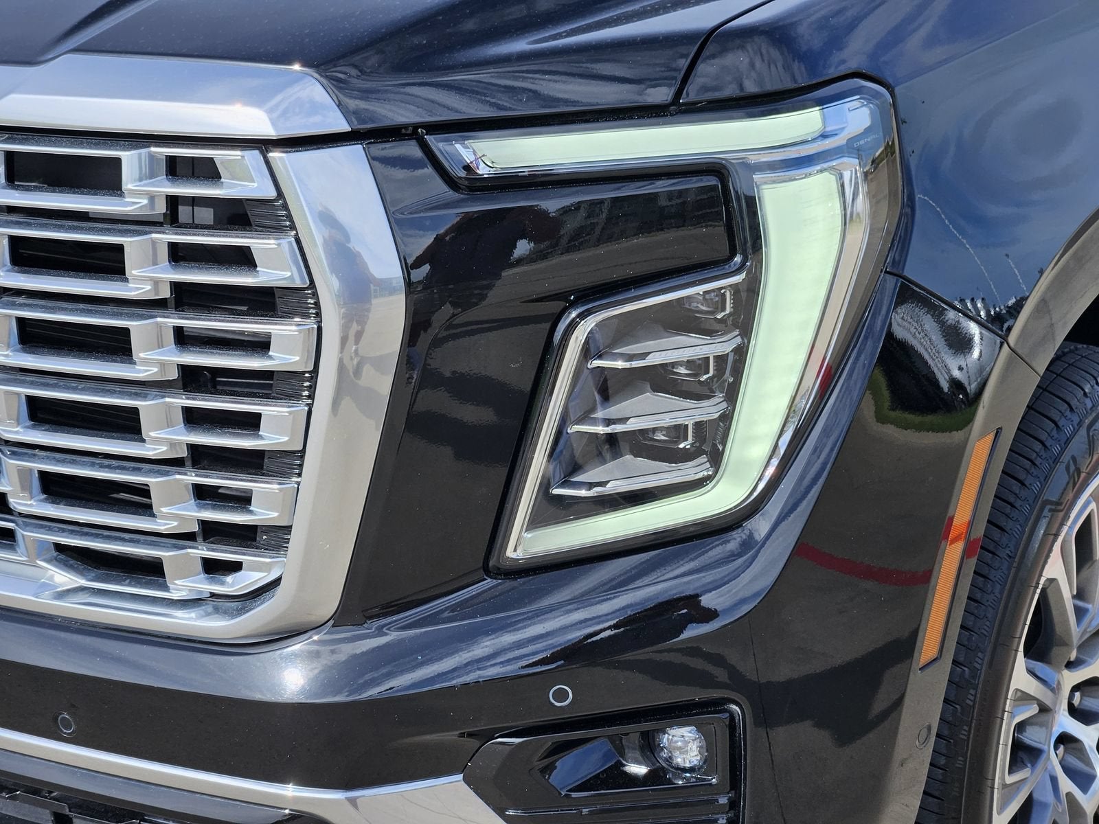2025 GMC Yukon XL Denali