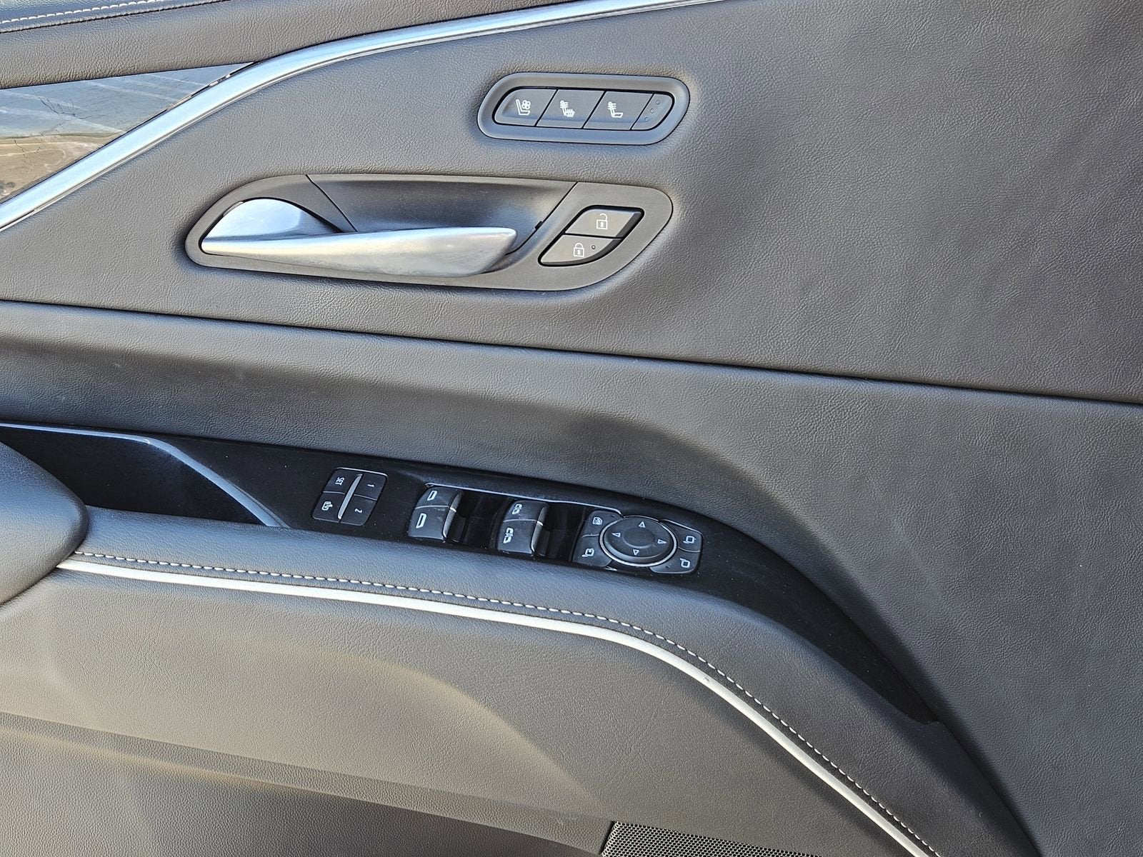 2022 Cadillac Escalade Sport