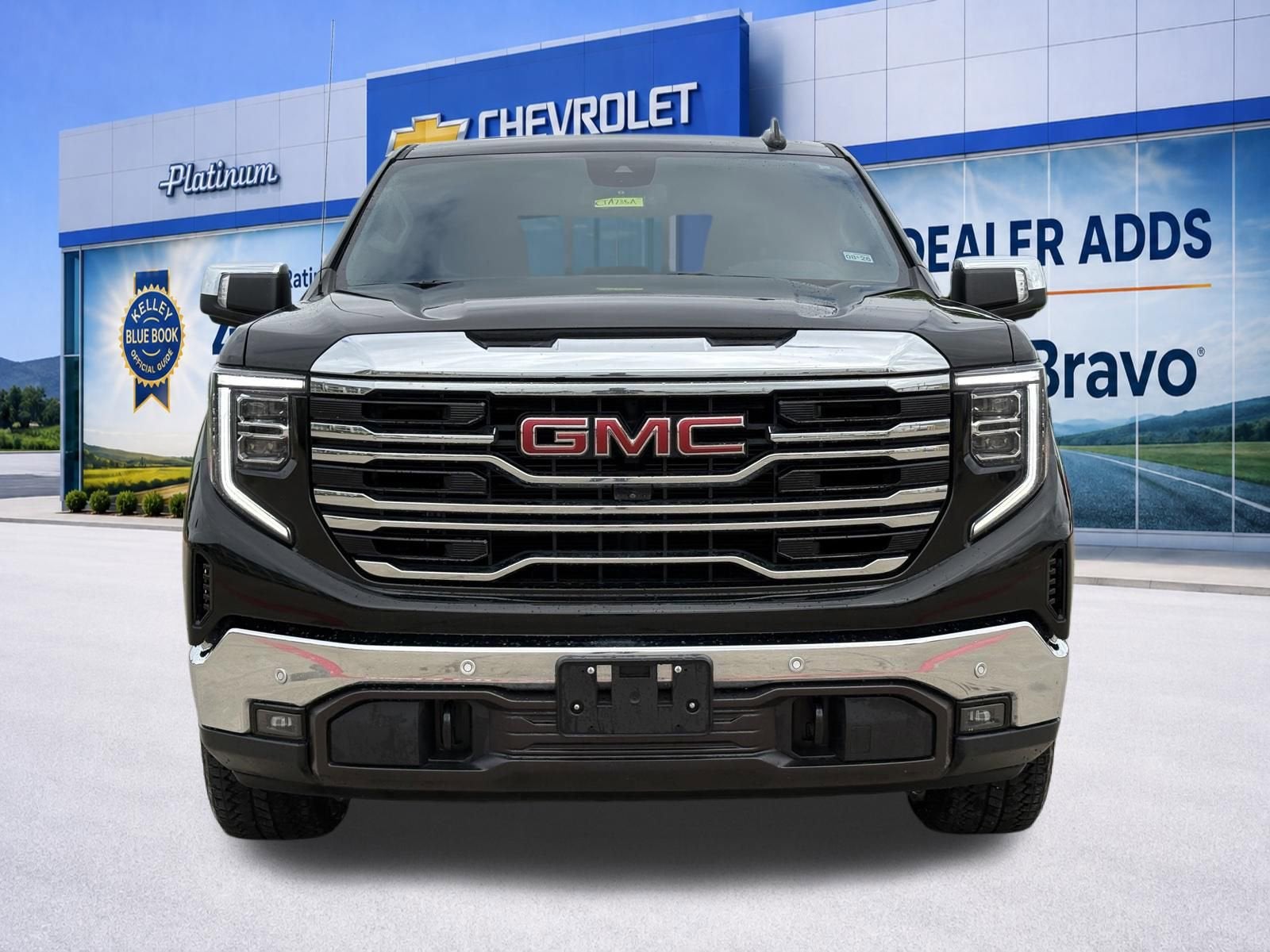 2024 GMC Sierra 1500 SLT