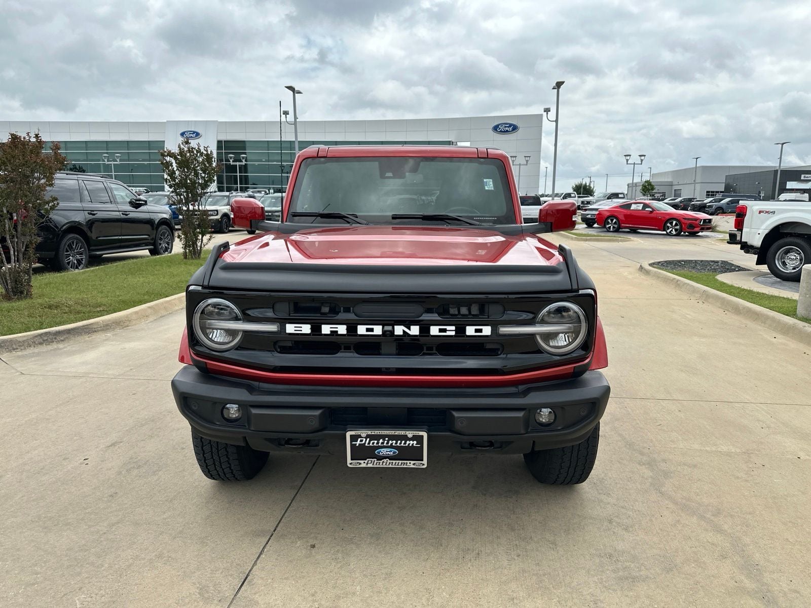 2024 Ford Bronco Outer Banks