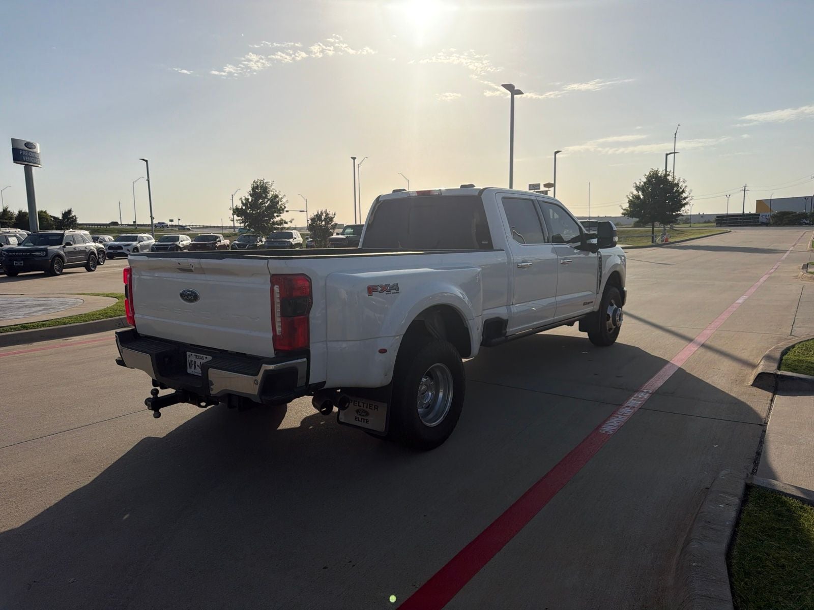 2025 Ford F-350SD Lariat DRW