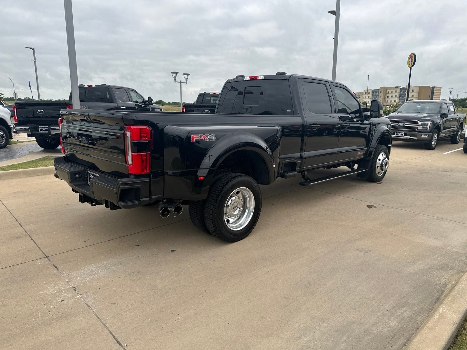 2026 Ford F-450SD Platinum DRW