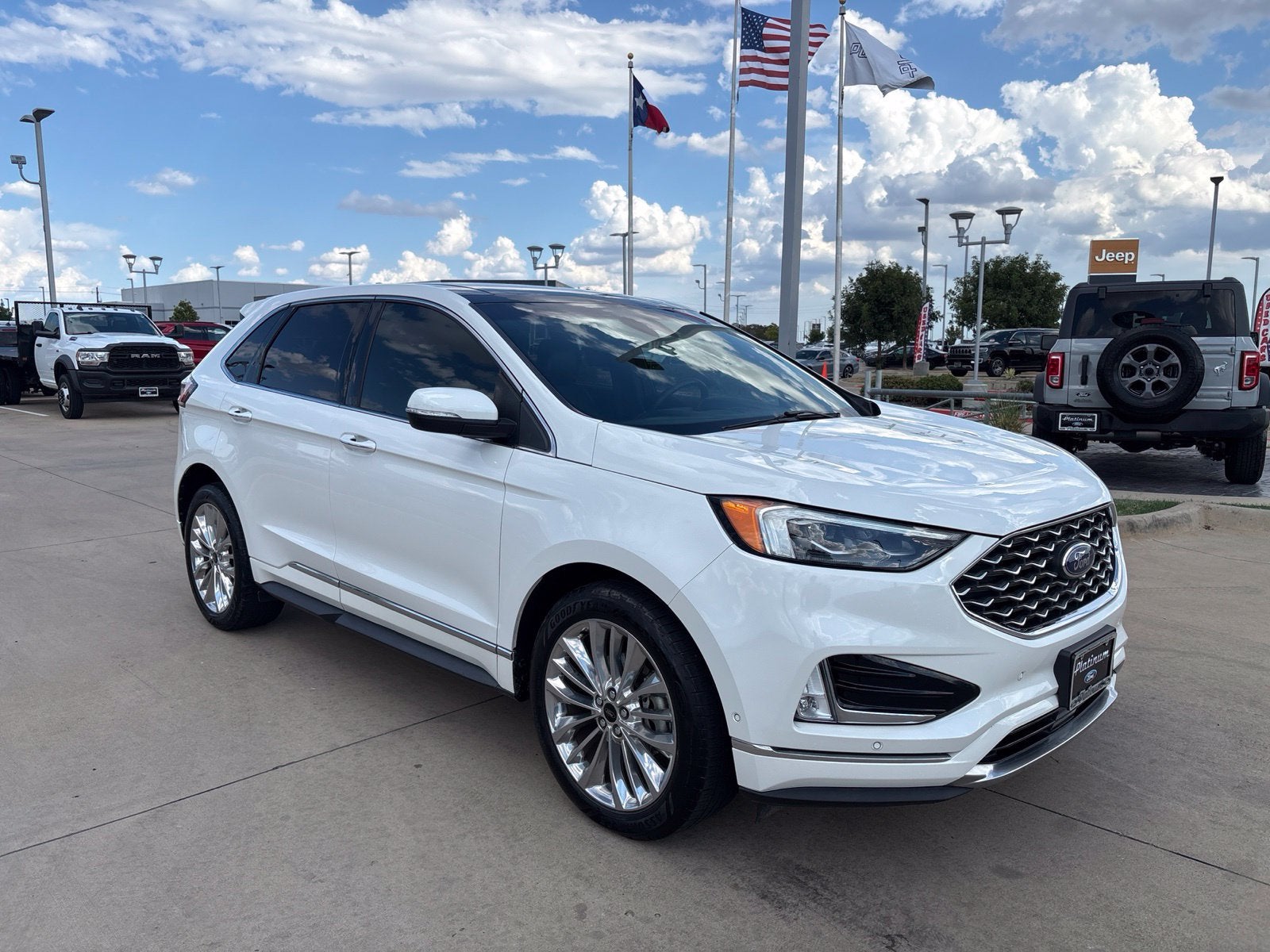 2020 Ford Edge Titanium