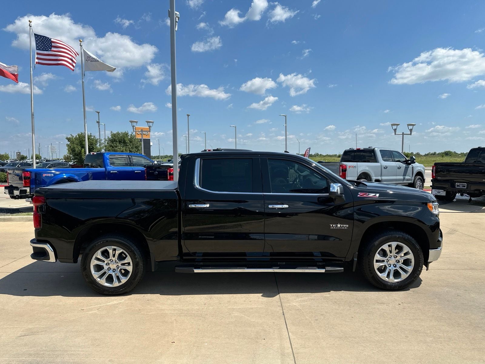 2023 Chevrolet Silverado 1500 LTZ
