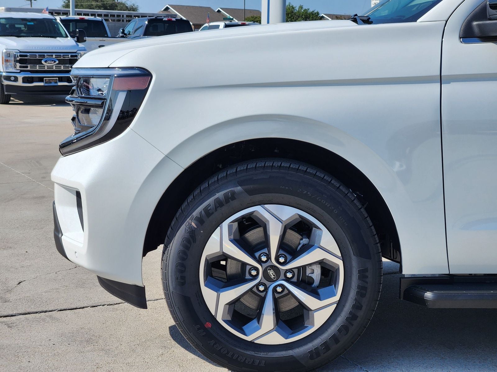 2027 Ford Expedition Max Active