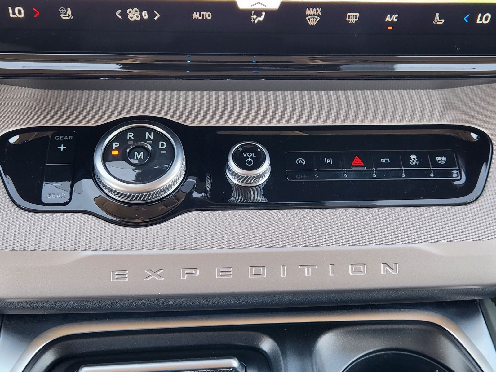 2027 Ford Expedition Max Active