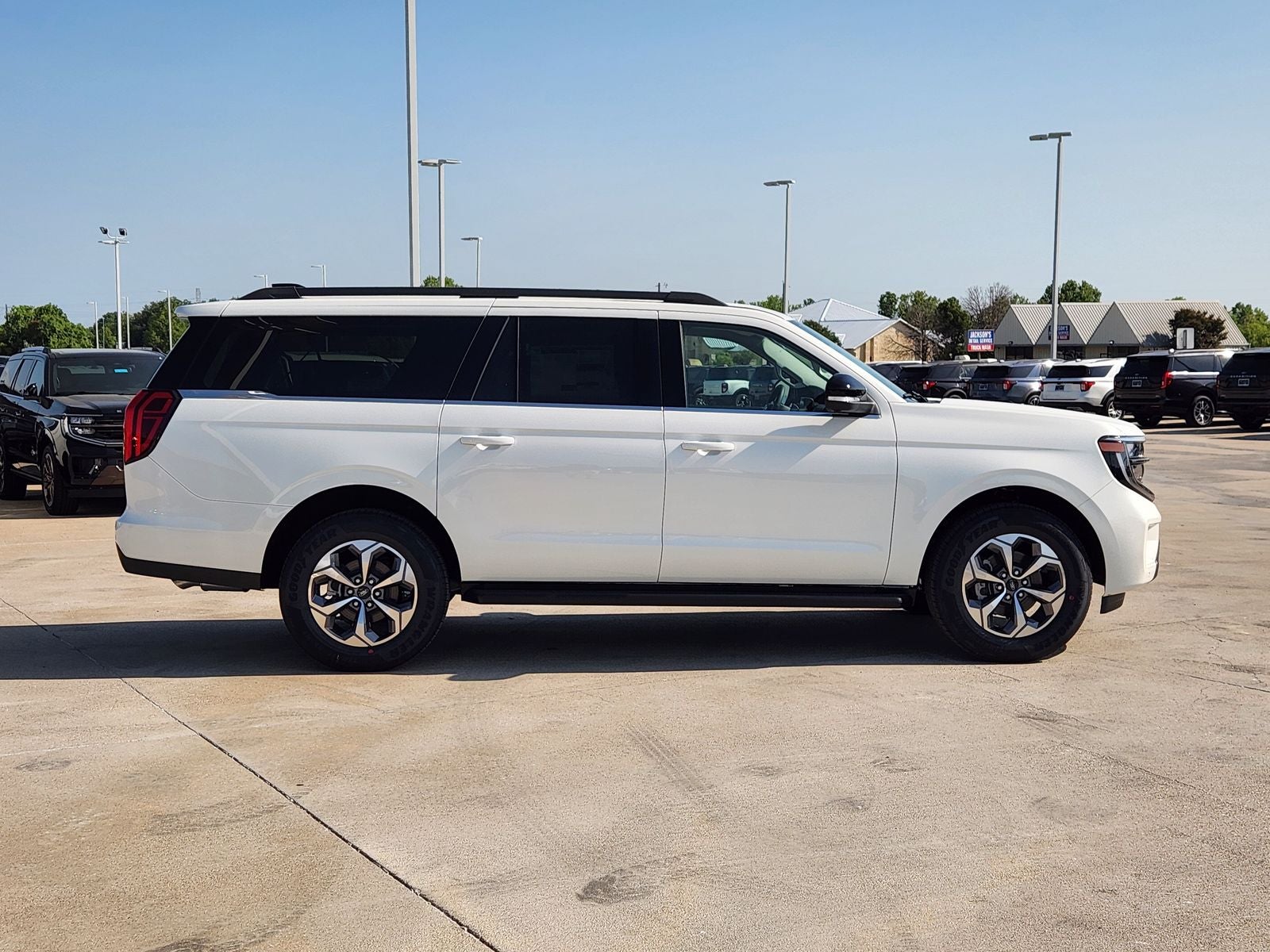 2027 Ford Expedition Max Active